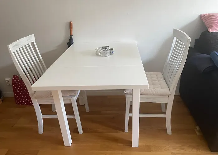 Fin Laegenhet Med Balkong - Centralt O Bra Laege