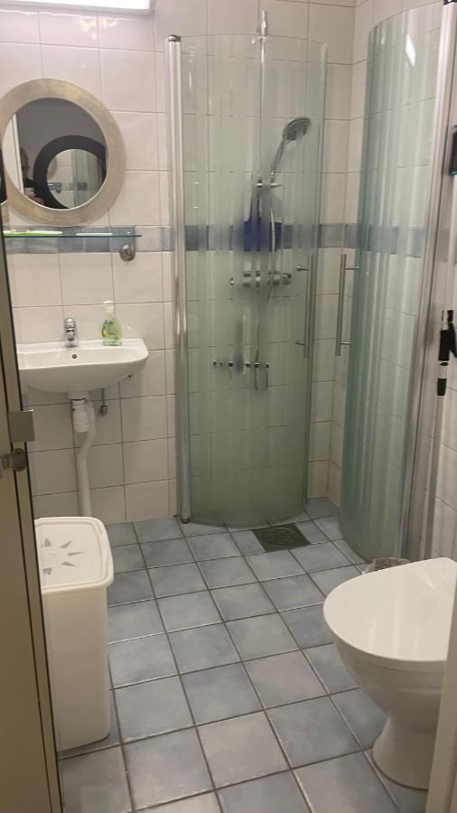 Fin Laegenhet Med Balkong - O Bra Laege Appartement *
